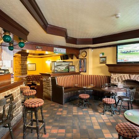Larkin'S Pub, Restaurant, And B&B Milltown エクステリア 写真